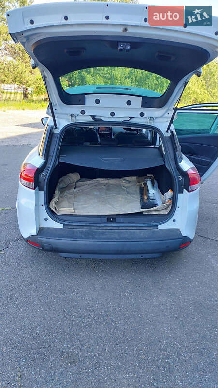 Универсал Renault Clio 2015 в Киеве