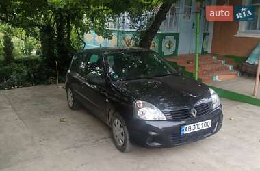 Хэтчбек Renault Clio 2011 в 