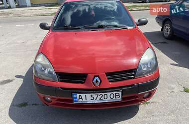 Хэтчбек Renault Clio 2004 в 