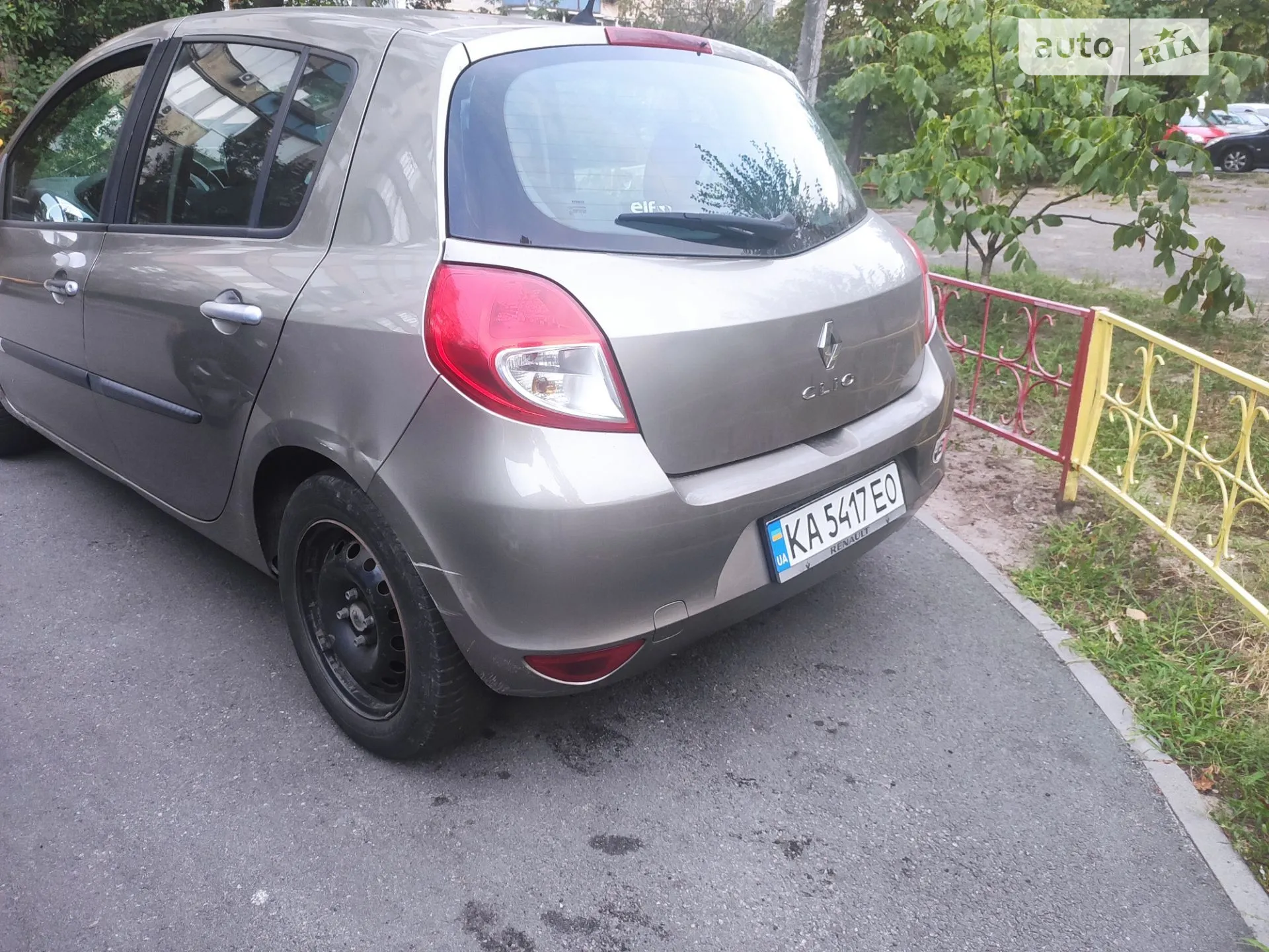 2010 Renault Clio - мініатюра 2