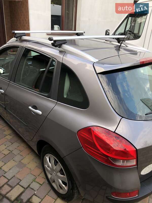 Универсал Renault Clio 2009 в Дубно фото 23 Универсал Renault Clio 2009 в Дубно