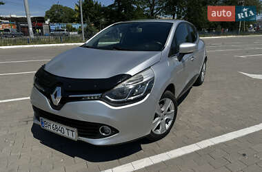 Хэтчбек Renault Clio 2015 в 