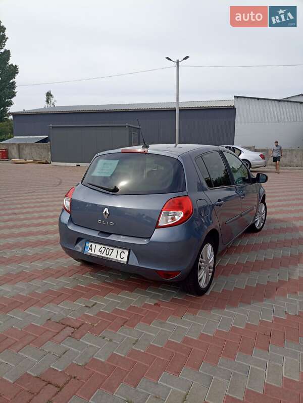 Хэтчбек Renault Clio 2010 в Белой Церкви