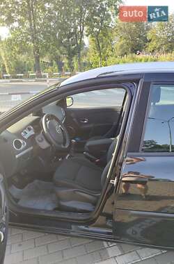Универсал Renault Clio 2009 в 