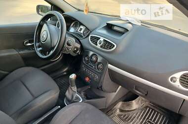 Хэтчбек Renault Clio 2005 в Ивано-Франковске