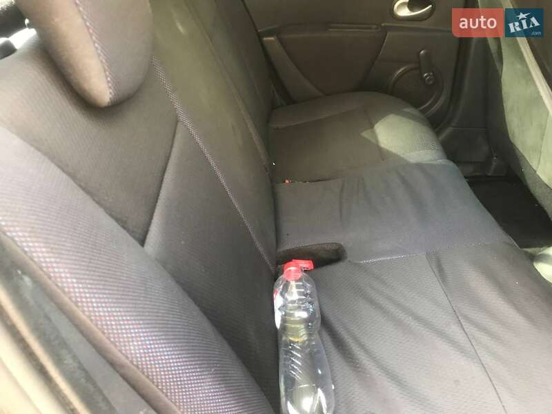 Хэтчбек Renault Clio 2009 в Запорожье