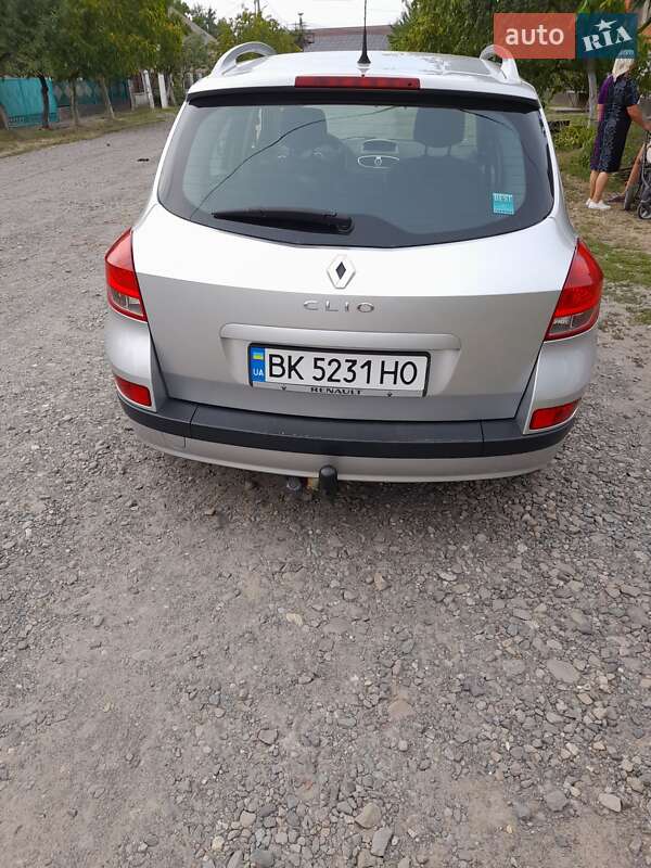 Универсал Renault Clio 2008 в Ровно