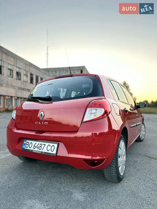 Хэтчбек Renault Clio 2009 в Тернополе