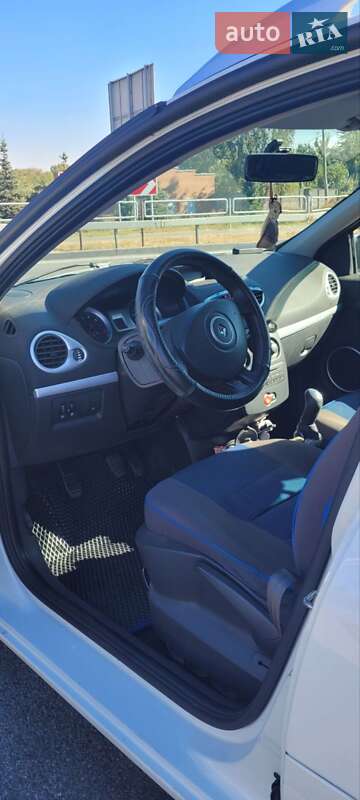 Универсал Renault Clio 2009 в Чернигове