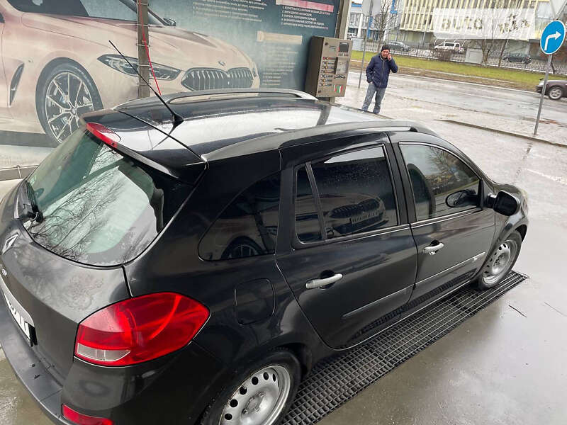 Универсал Renault Clio 2010 в Львове