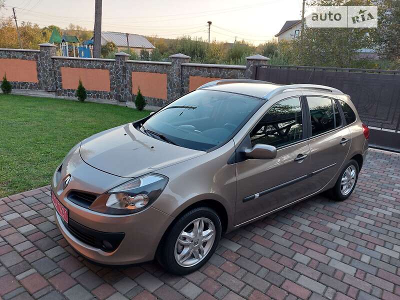 Універсал Renault Clio 2009 в Івано-Франківську