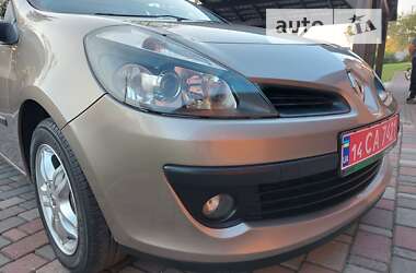 Універсал Renault Clio 2009 в Івано-Франківську