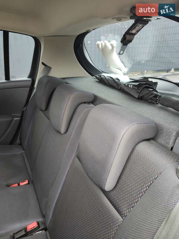 Хэтчбек Renault Clio 2009 в Полтаве