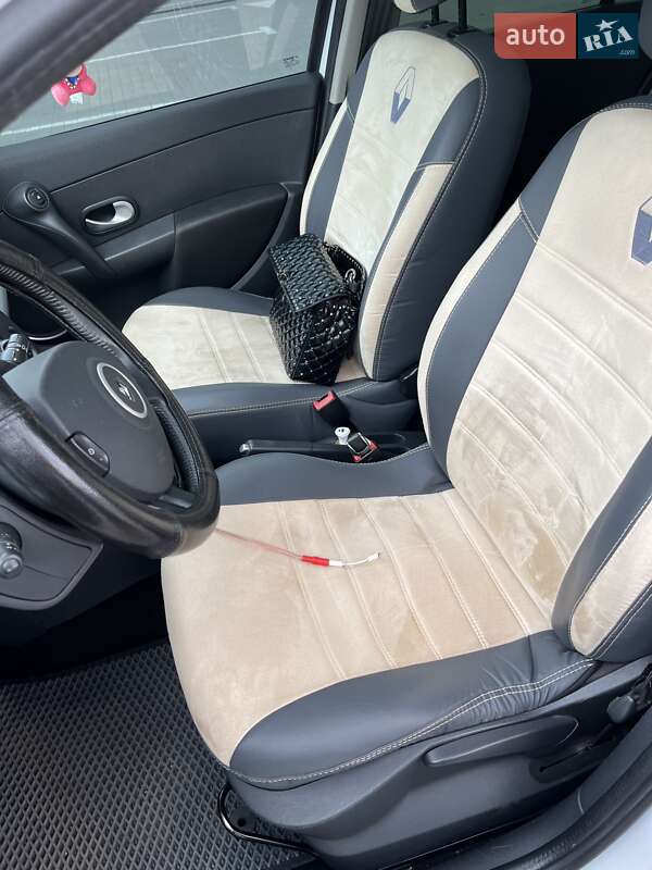 Универсал Renault Clio 2009 в Первомайске