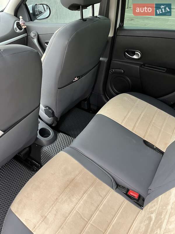 Универсал Renault Clio 2009 в Первомайске