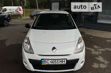 Хэтчбек Renault Clio 2013 в 