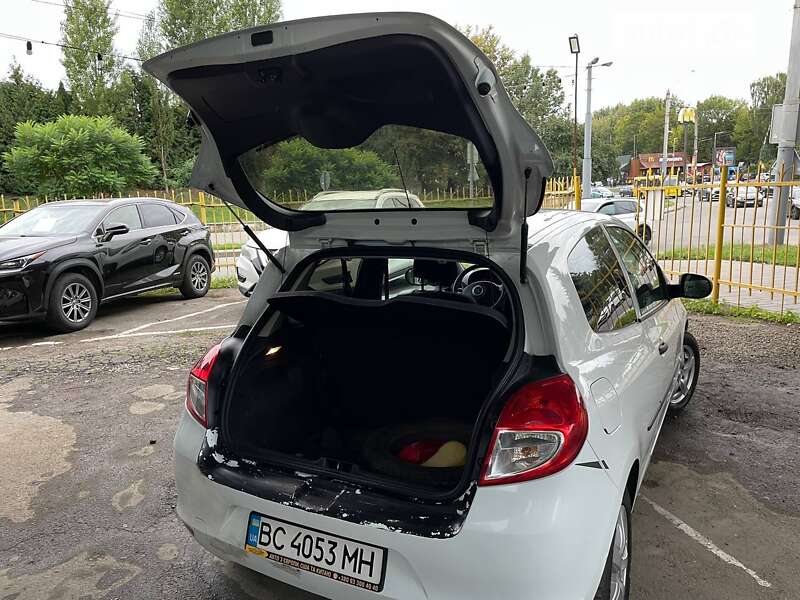 Хэтчбек Renault Clio 2013 в Львове