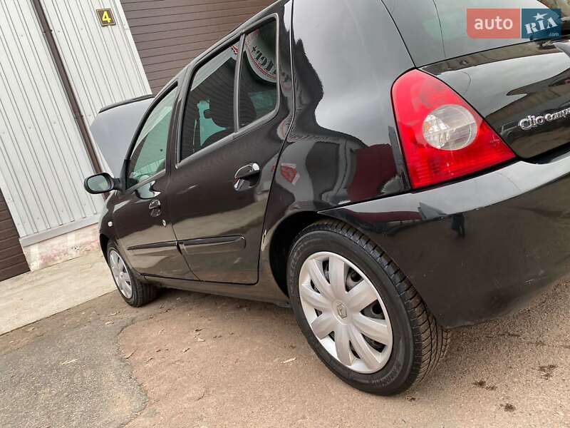 Хэтчбек Renault Clio 2007 в Чернигове
