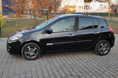 Хэтчбек Renault Clio 2011 в Томаковке