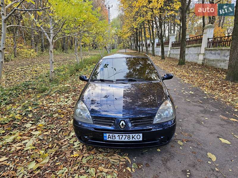 Хэтчбек Renault Clio 2004 в Виннице