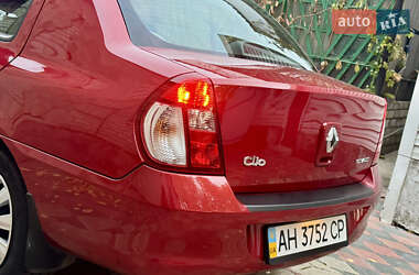 Седан Renault Clio 2007 в Днепре