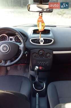 Універсал Renault Clio 2008 в Лебедині