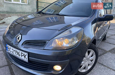 Универсал Renault Clio 2008 в Стебнику