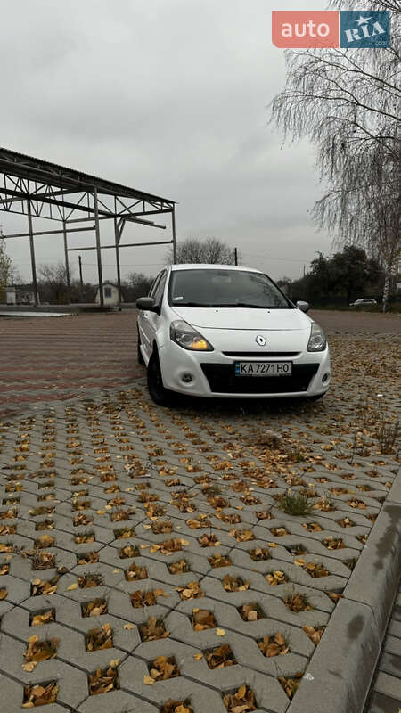 Хэтчбек Renault Clio 2012 в Белой Церкви