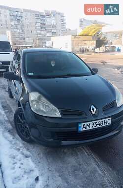 Хэтчбек Renault Clio 2006 в Житомире