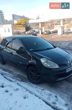 Хэтчбек Renault Clio 2006 в Житомире