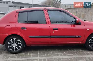 Седан Renault Clio 2006 в Киеве