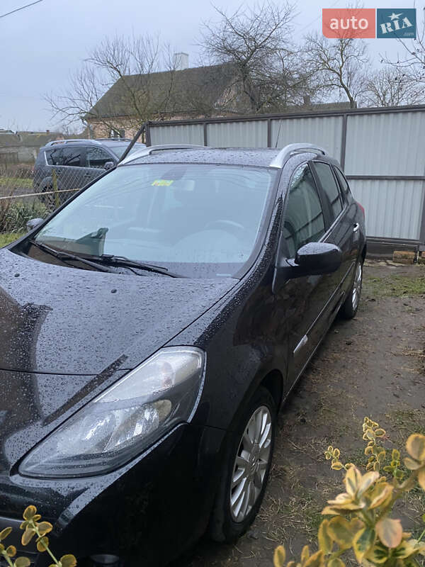 Универсал Renault Clio 2010 в Ровно фото 3 Универсал Renault Clio 2010 в Ровно