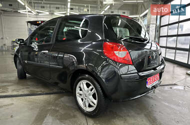 Хетчбек Renault Clio 2005 в Луцьку