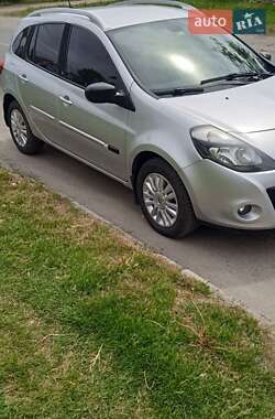 Универсал Renault Clio 2011 в 