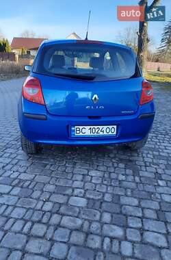 Хетчбек Renault Clio 2005 в Львові