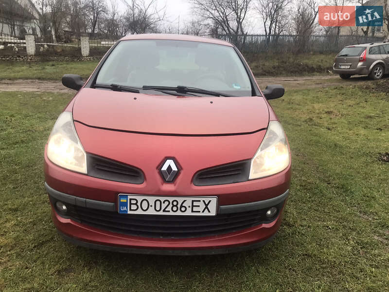 Хетчбек Renault Clio 2005 в Вишнівці