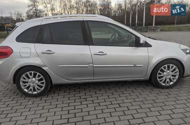 Универсал Renault Clio 2009 в 