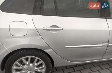Универсал Renault Clio 2009 в 