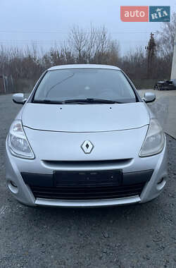 Хетчбек Renault Clio 2012 в Дубні