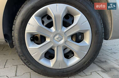 Универсал Renault Clio 2009 в 