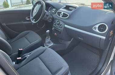 Универсал Renault Clio 2009 в 