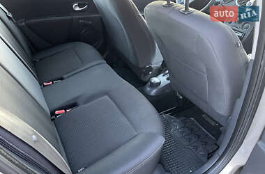 Универсал Renault Clio 2009 в 