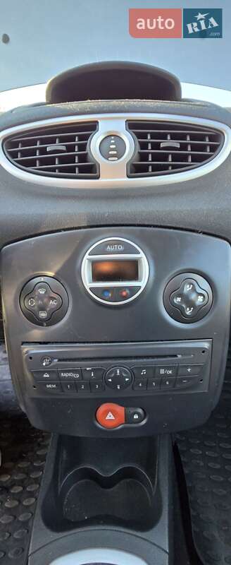 Универсал Renault Clio 2009 в Николаеве фото 16 Универсал Renault Clio 2009 в Николаеве