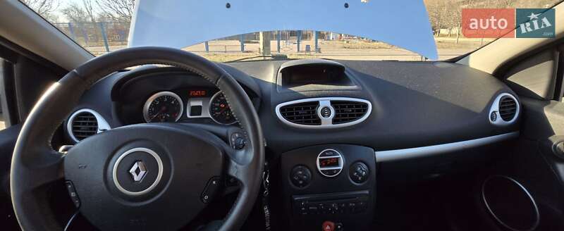 Универсал Renault Clio 2009 в Николаеве фото 21 Универсал Renault Clio 2009 в Николаеве