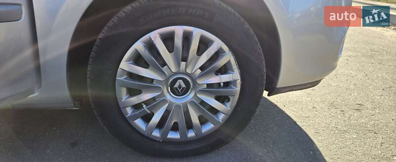 Универсал Renault Clio 2009 в Николаеве фото 32 Универсал Renault Clio 2009 в Николаеве