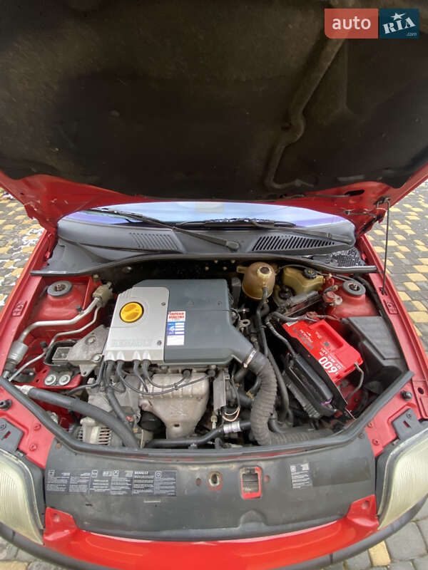 Хэтчбек Renault Clio 1998 в Залещиках фото 6 Хэтчбек Renault Clio 1998 в Залещиках