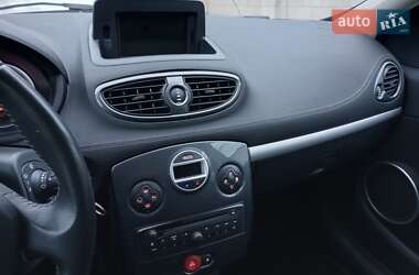 Універсал Renault Clio 2010 в Києві