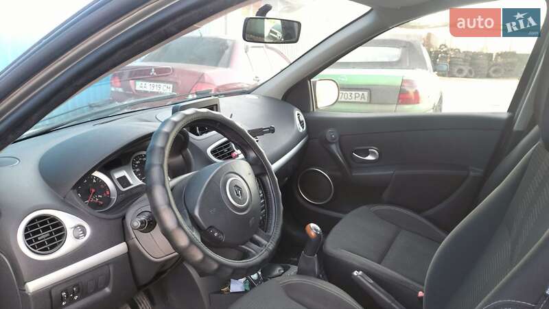Хэтчбек Renault Clio 2011 в Одессе фото 6 Хэтчбек Renault Clio 2011 в Одессе