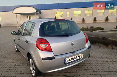 Хэтчбек Renault Clio 2007 в 