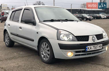 Хэтчбек Renault Clio 2003 в Киеве